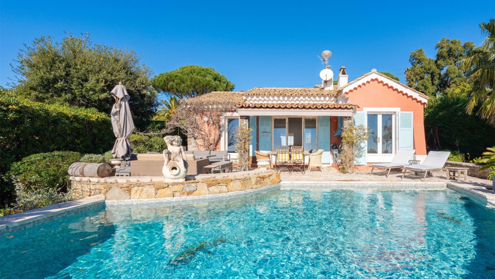 Super charmant Provencaals huis met uitzonderlijk panoramisch zeezicht - Buitenkans!