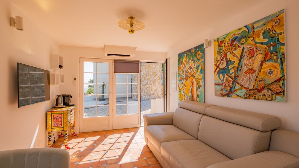 Exclusive villa with the most spectacular views over La Nartelle beach and the sea