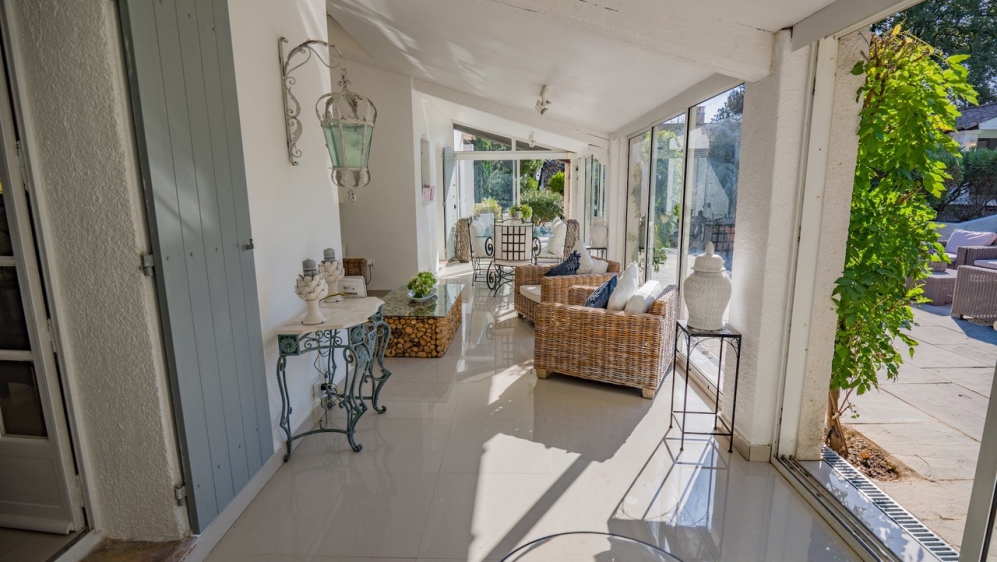 Mooie charmante villa met uitbreidingsmogelijkheden op heerlijke en veilige locatie dichtbij het strand