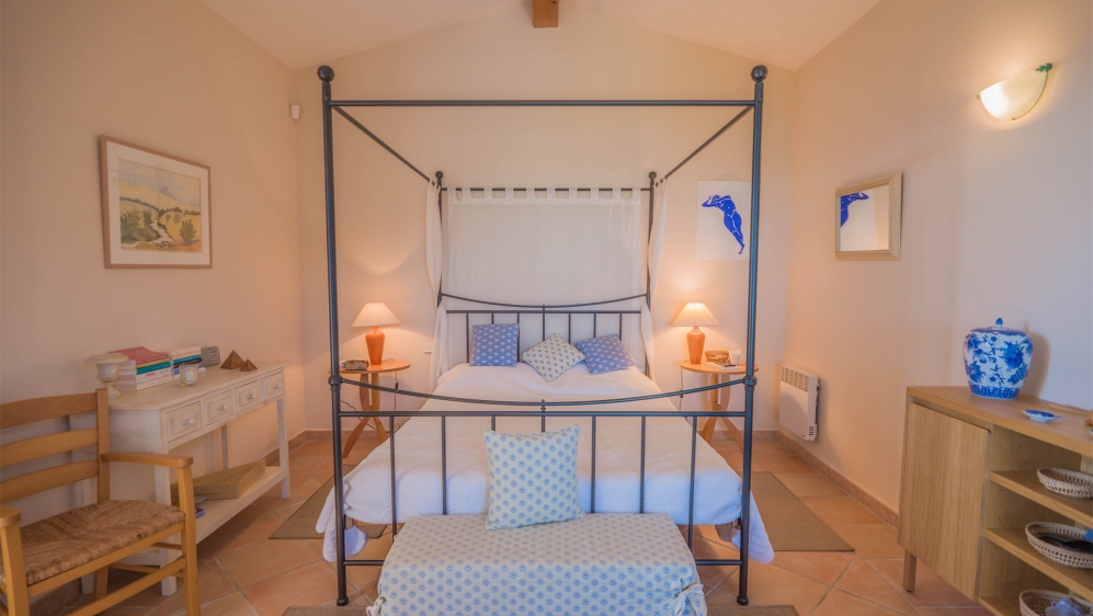 Luxury Villa with Exceptional Sea Views in Grimaud – Walking Distance to the Beach and Full Privacy