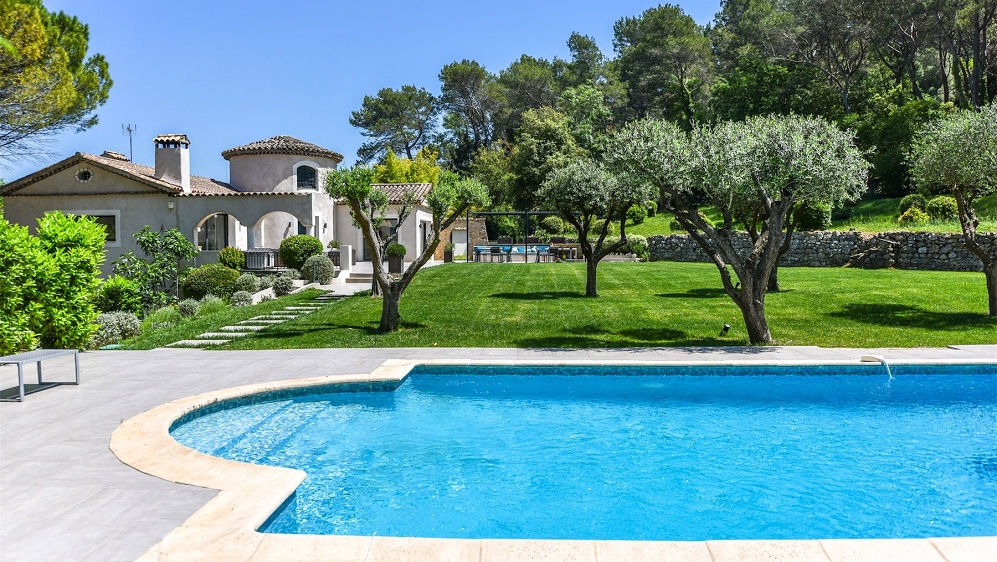 Charme en modern comfort in perfect familiehuis in Mougins