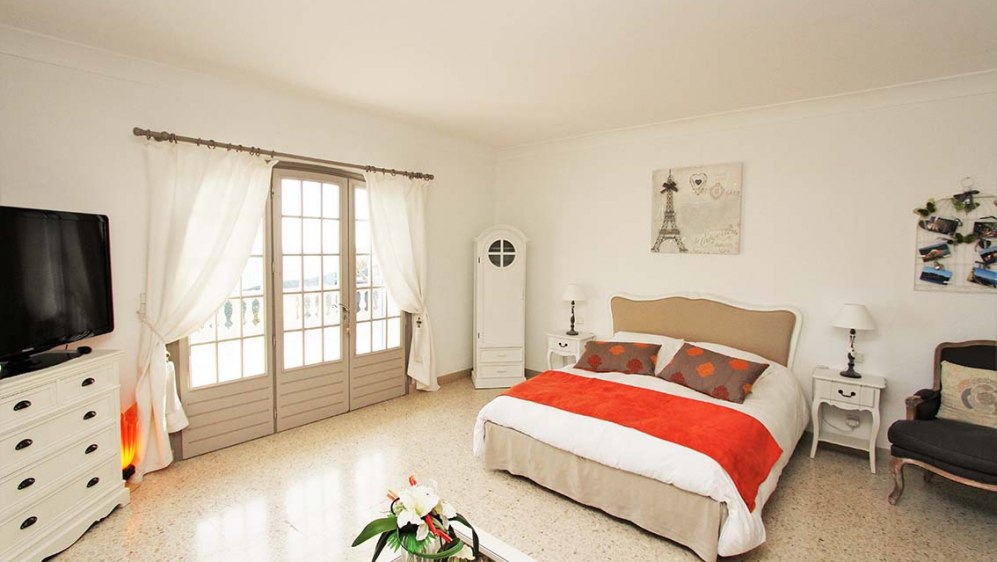 Indrukwekkende droomvilla met fabelachtig uitzicht over de baai van Cavalaire