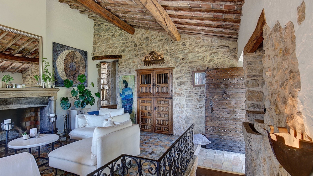 Stunning authentic farmhouse at walking distance from historic Saint Paul de Vence