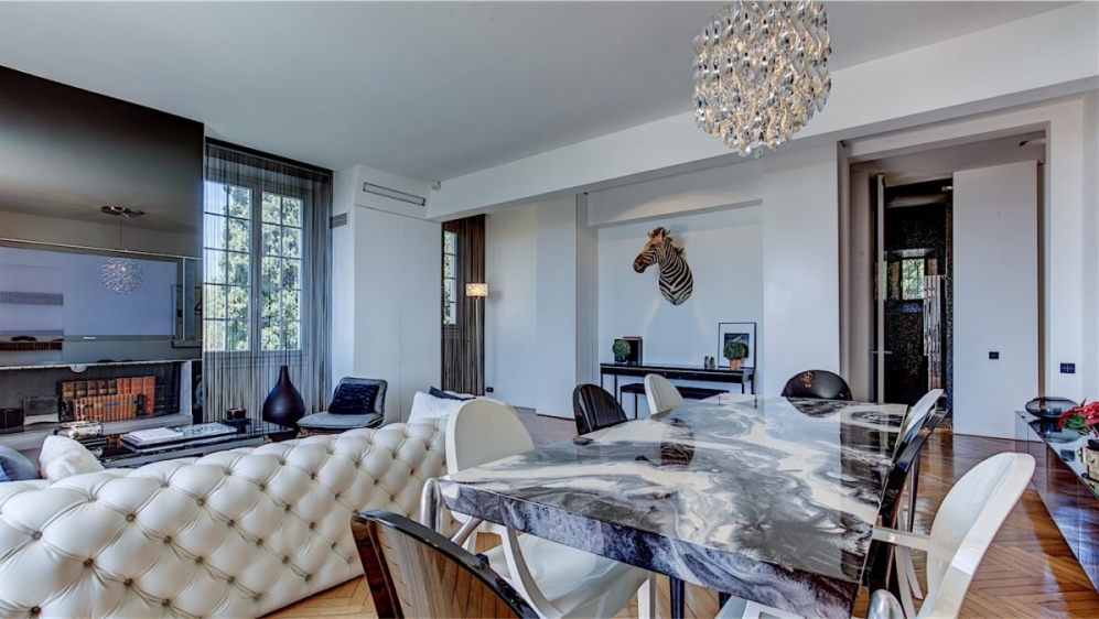 Stunning contemporary seaview apartment top location Cannes