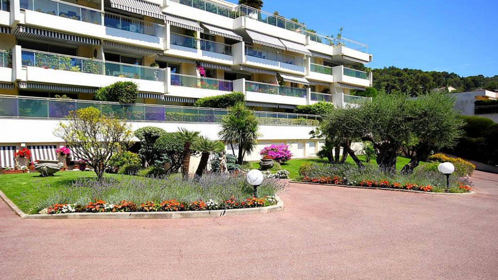 Magnificent apartment in Cannes with sea view 