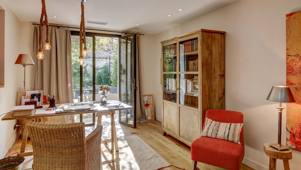 Beautiful villa with stunning views on St Paul de Vence