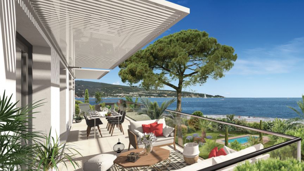 Modern new build sea front apartments 