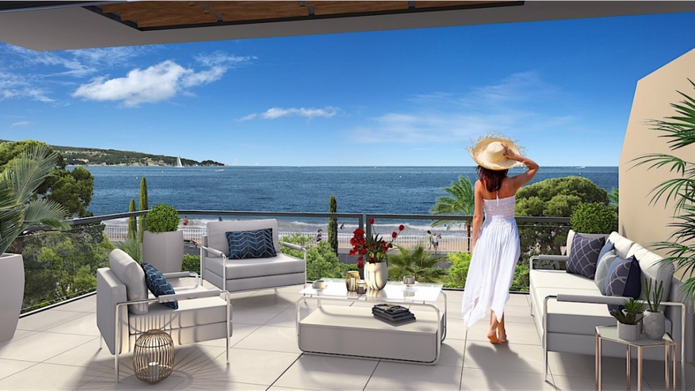 Modern new build sea front apartments 
