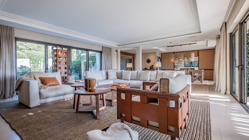 Schitterende moderne high end villa met prachtig zeezicht in dubbel beveiligd privé domein