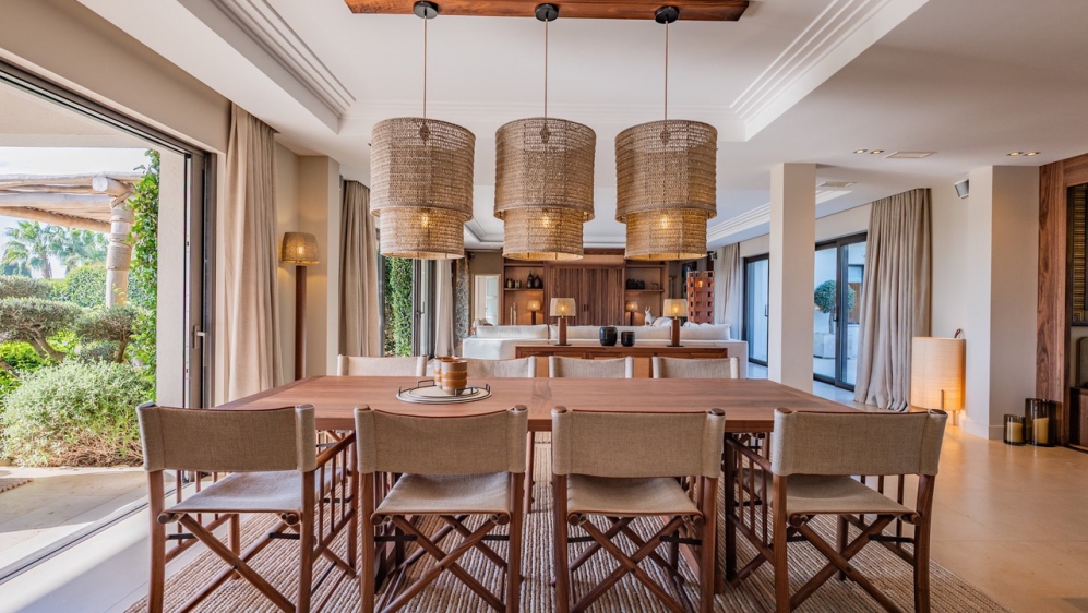 Schitterende moderne high end villa met prachtig zeezicht in dubbel beveiligd privé domein