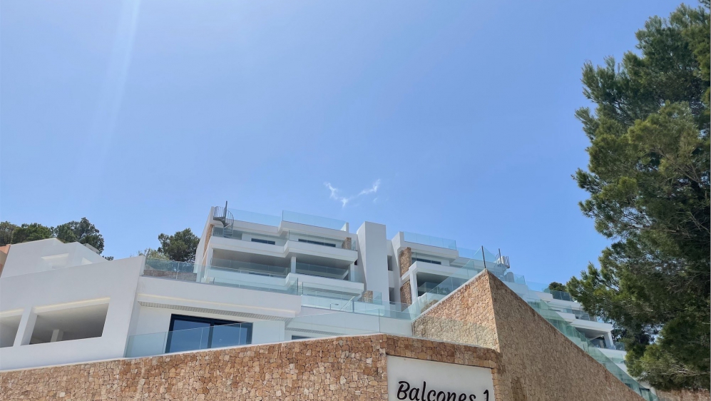 Fantastisch nieuw Ibiza appartement op korte  loopafstand van het strand van Cala Vadella