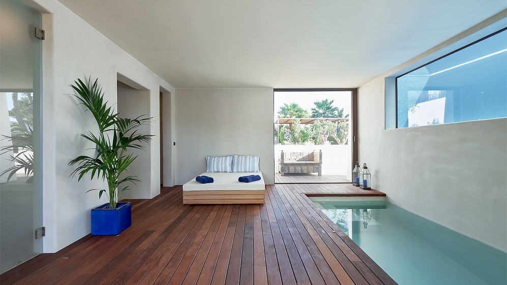 Smaakvolle luxe villa op loopafstand van het strand met prachtig uitzicht op Es Vedra 