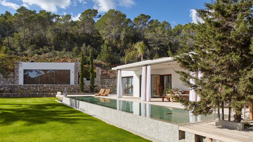 Beautiful modern Ibiza style villa close to the Cala Jondal beach