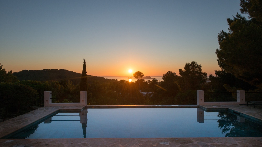 Absolutely stunning villa with rental license and spectaculair sea and sunset views in Cala Tarida
