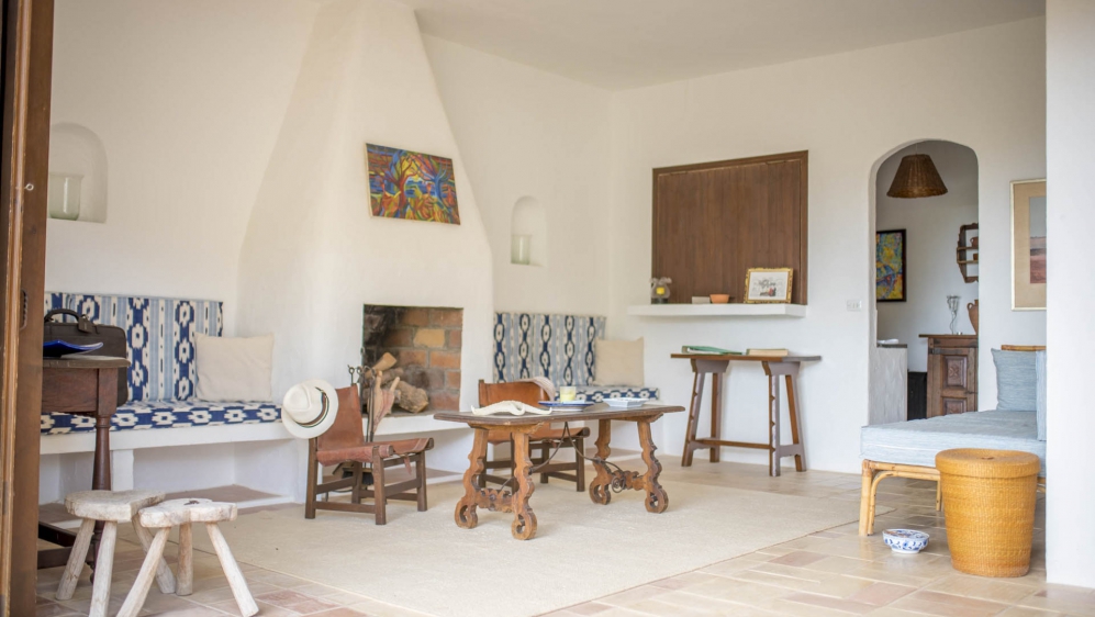 Super charmante Ibiza villa met schitterend zeezicht en privé toegang tot de zee