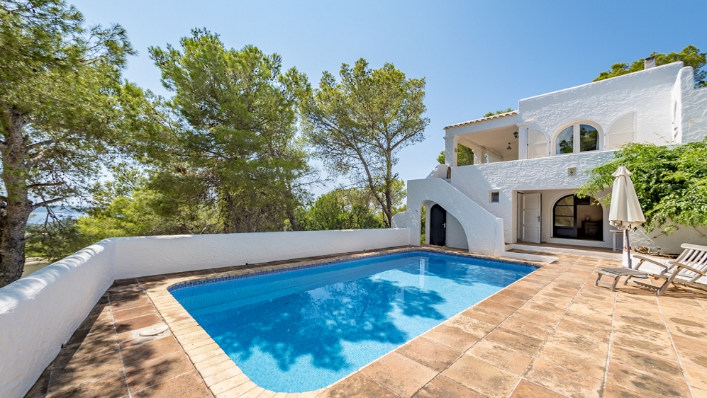Sfeervol huis met schitterend zicht op zee en de befaamde Ibiza zonsondergangen