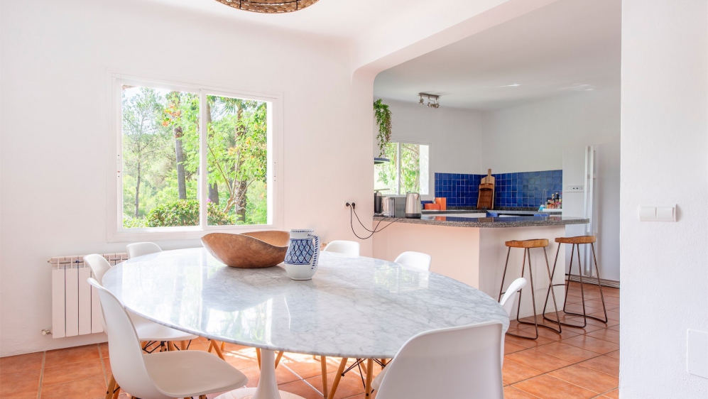 Super charmante Ibiza finca met verhuurlicentie, privacy en toplocatie tussen stad en strand