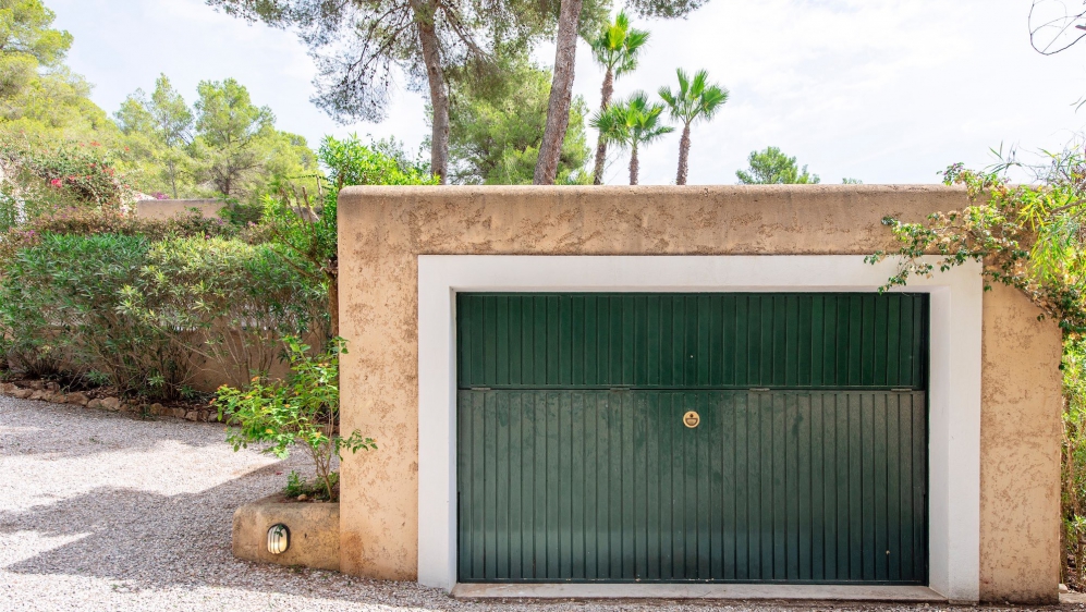 Super charmante Ibiza finca met verhuurlicentie, privacy en toplocatie tussen stad en strand