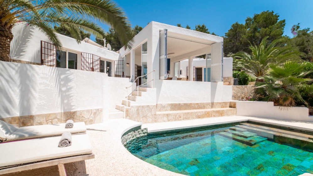 Stunning and fully renovated Ibiza  finca with sea view and rental license