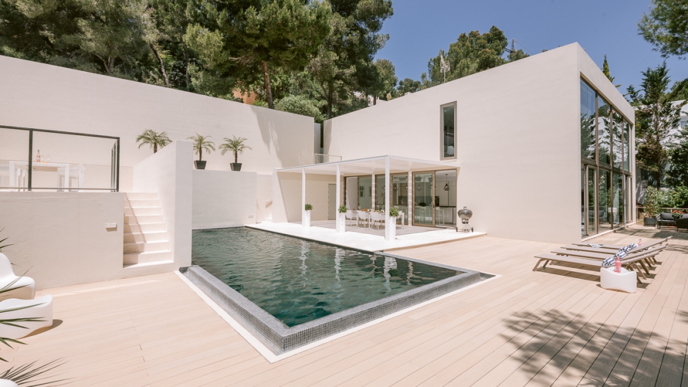 Stunning contemporary designer villa in secure urbanisation close to Ibiza town