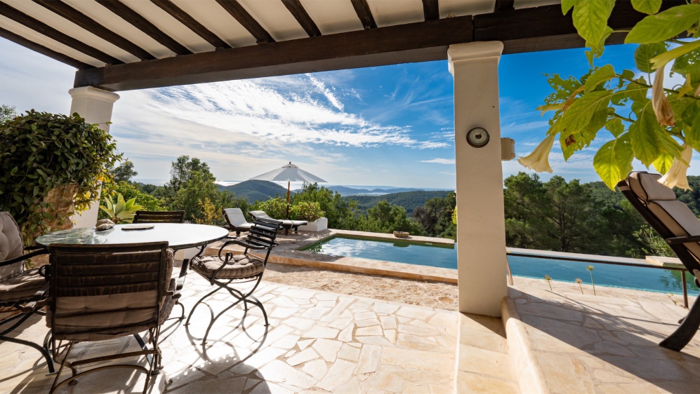 Authentic and Self-Sufficient Finca with Rental License in a Unique Location in Ibiza