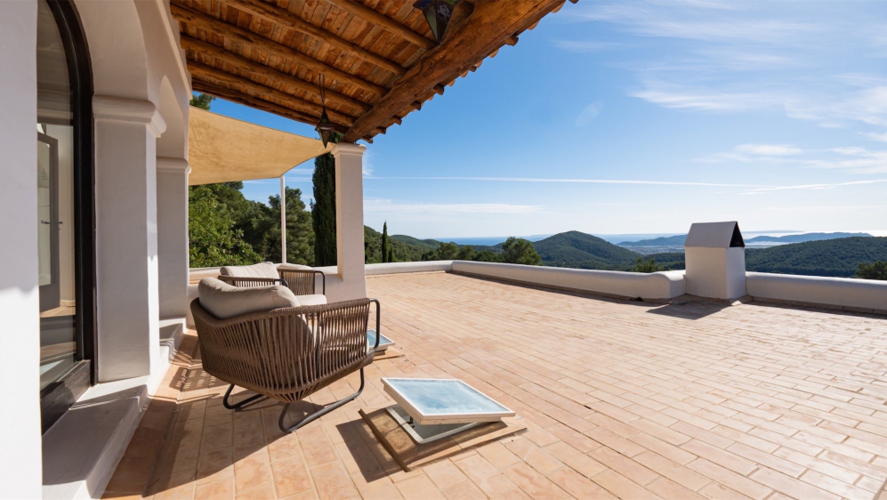 Authentic and Self-Sufficient Finca with Rental License in a Unique Location in Ibiza