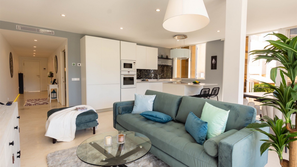 Luxurious modern apartment located just a few steps from Talamanca beach