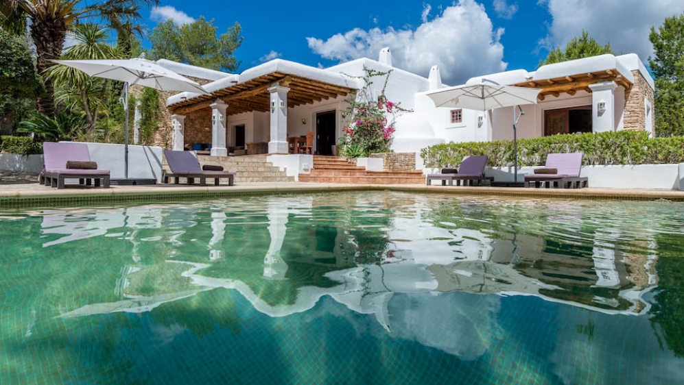 Lovely authentic renovated Ibiza finca with touristic rental license