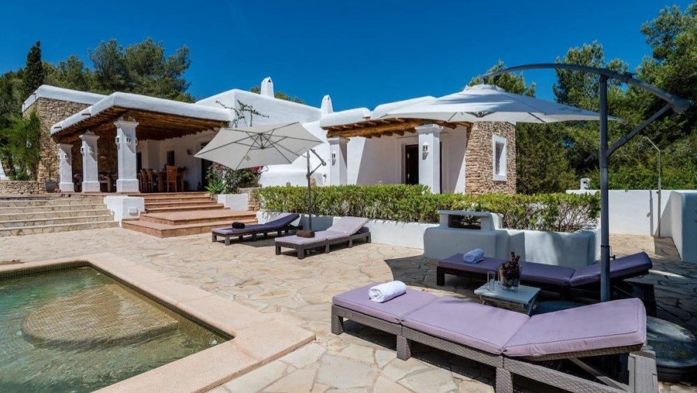 Lovely authentic renovated Ibiza finca with touristic rental license