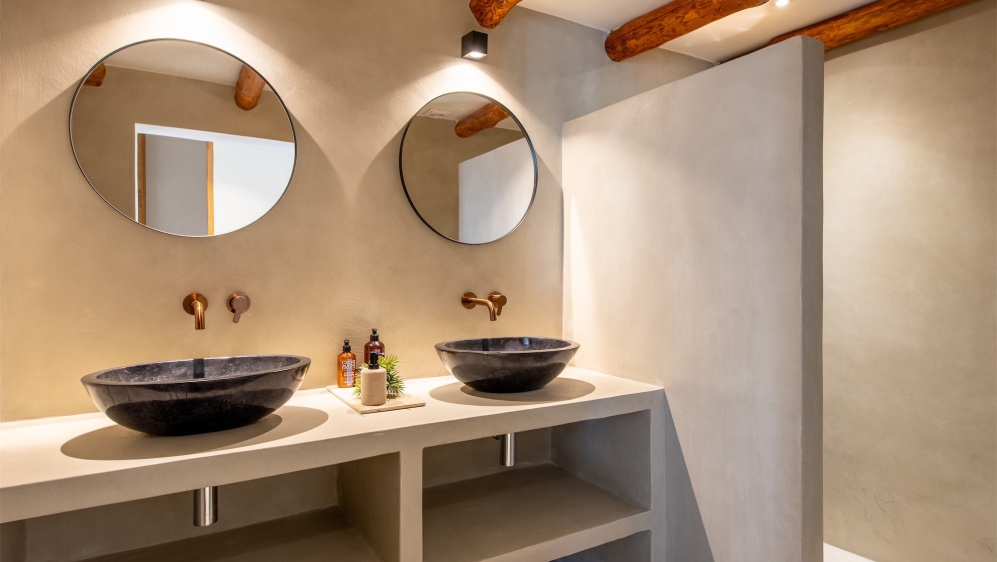 Charming Renovated Ibiza-Style Villa with Stunning Views near the islands' best beaches