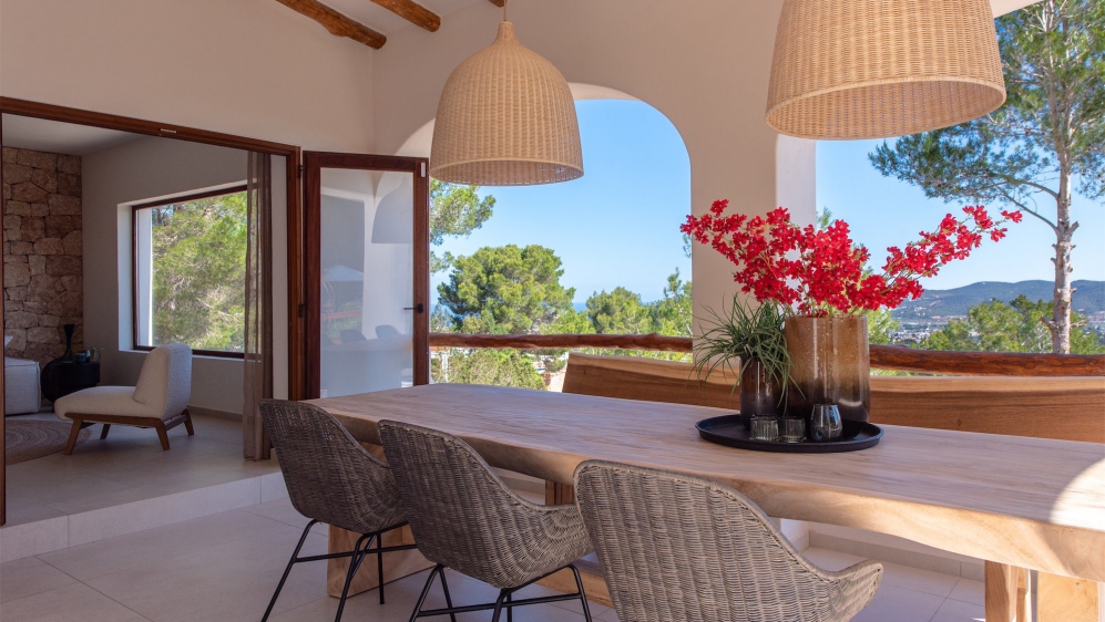 Charming Renovated Ibiza-Style Villa with Stunning Views near the islands' best beaches