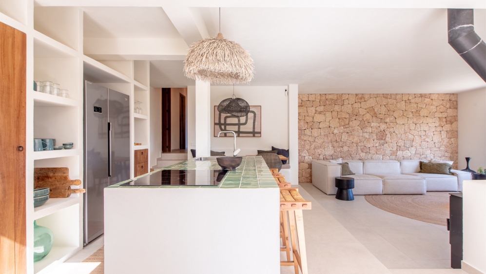 Charming Renovated Ibiza-Style Villa with Stunning Views near the islands' best beaches