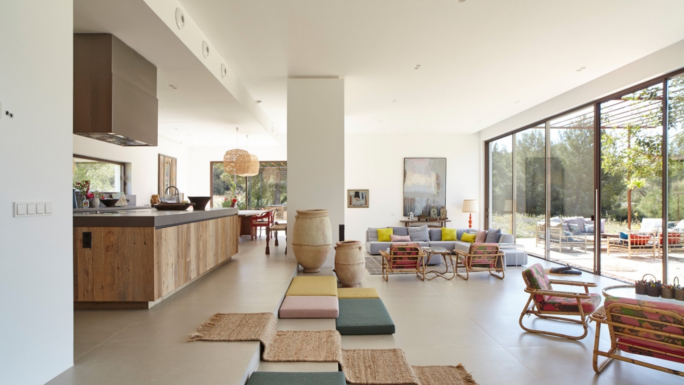 Schitterende architectuur villa met enorm perceel op het platteland van Ibiza