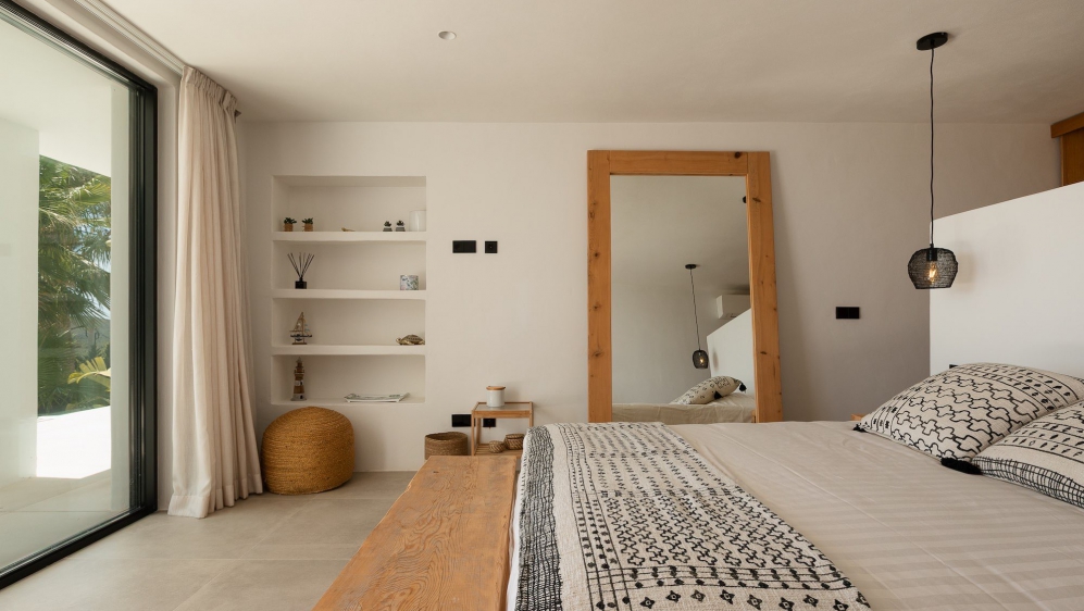Spectaculaire moderne Ibiza stijl villa in Es Cubells – nu tegen een zeer aantrekkelijke prijs!