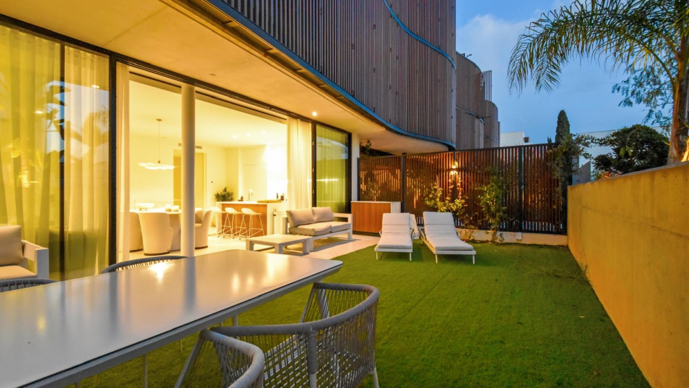 Luxurious and brand new Designer Apartment in Prime Talamaca Location
