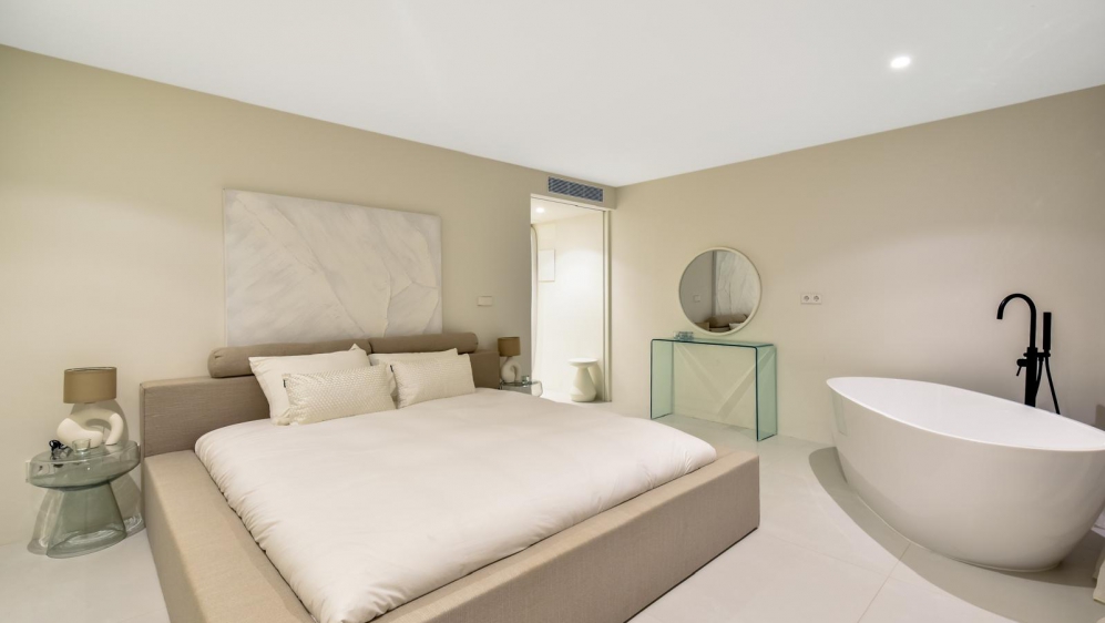 Luxurious and brand new Designer Apartment in Prime Talamaca Location