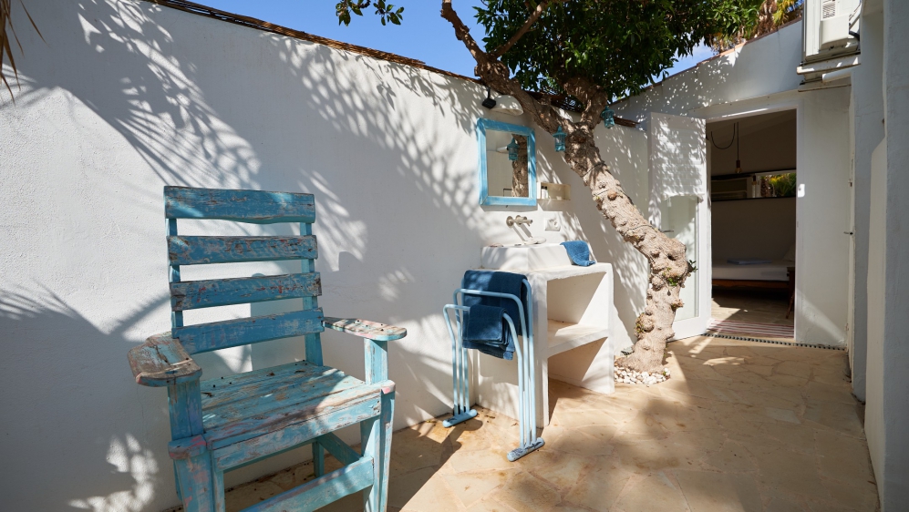 Super leuke Ibiza stijl villa op loopafstand van het strand