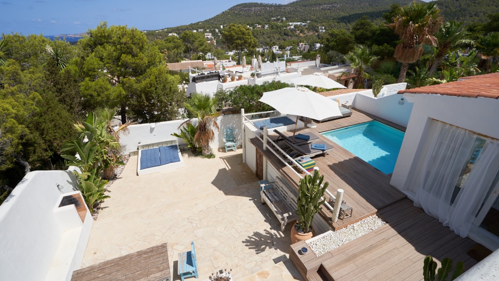 Lovely Ibiza style house within easy walking distance to Cala Vadella beach