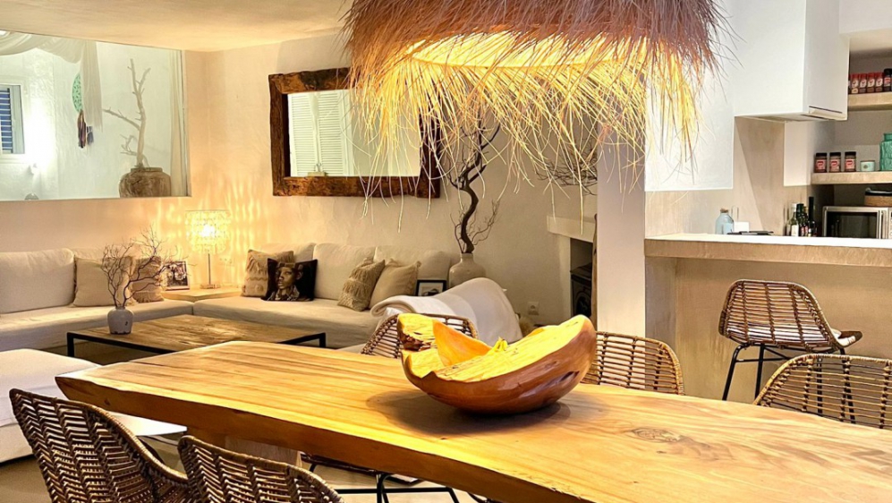Charmant Ibiza stijl huis op loopafstand van het strand van Cala Vadella