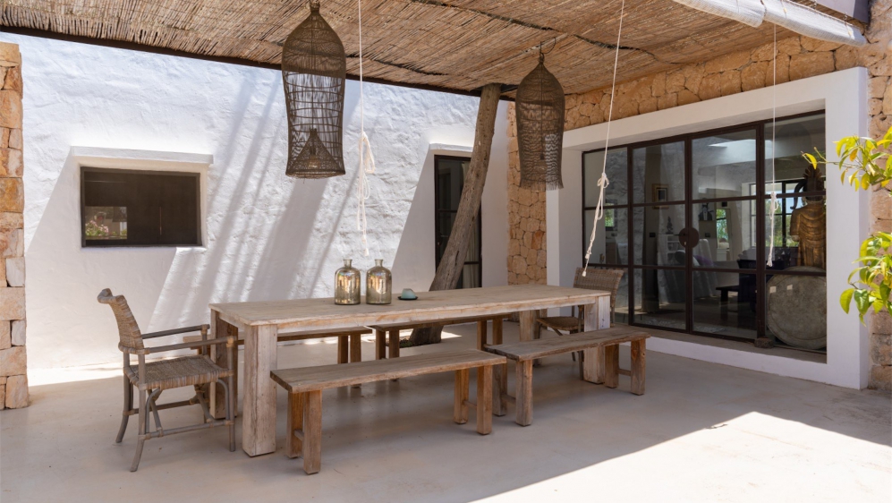 Schitterende volledig gerenoveerde Ibiza villa met veel sfeer en charme
