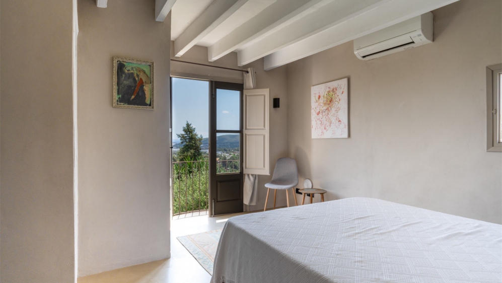 Schitterende volledig gerenoveerde Ibiza villa met veel sfeer en charme