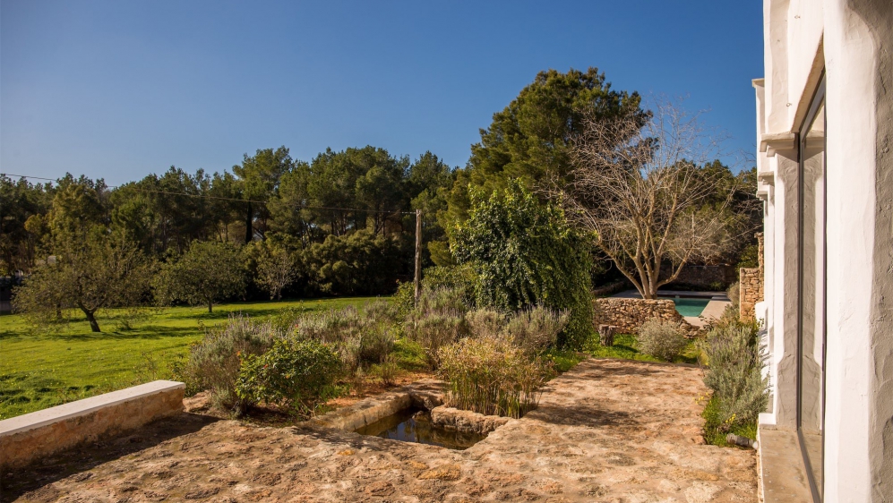 Superb Ibiza finca full of authentic details and stunning views close to Santa Gertrudis