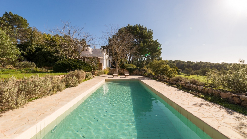 Superb Ibiza finca full of authentic details and stunning views close to Santa Gertrudis