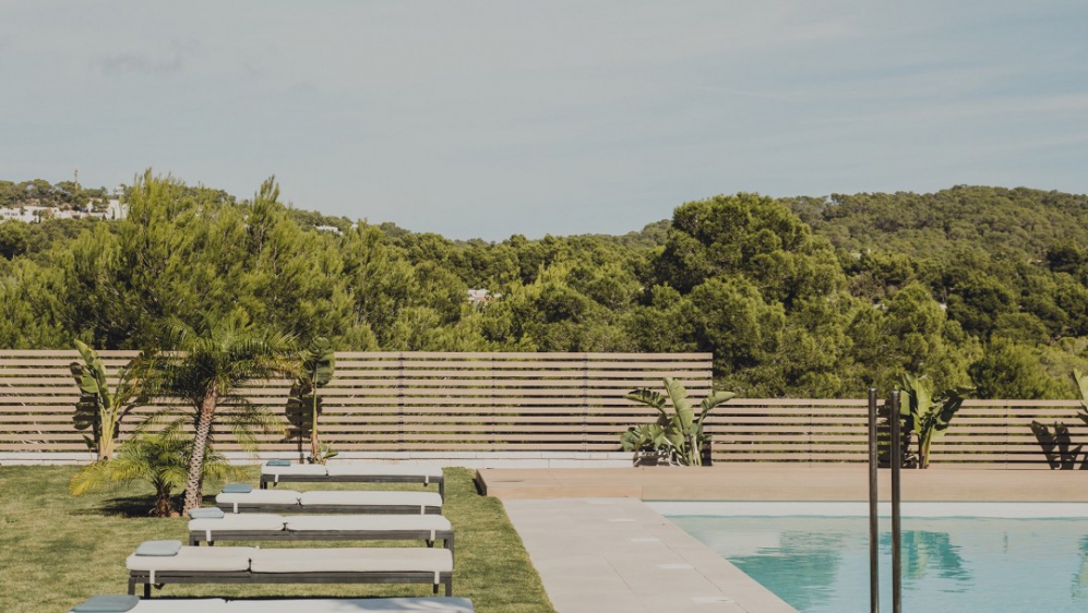 Stylish Ibiza-Style Villa near Cala Tarida beach – Fully Furnished and Move-In Ready