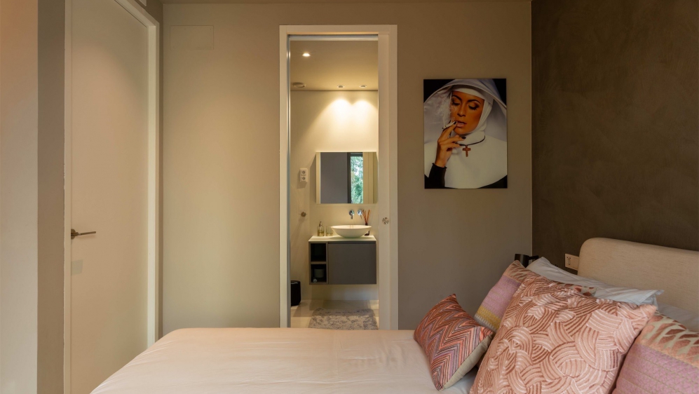 Luxurious Ground-Floor Apartment with Private Garden and Pool in White Angel Talamanca