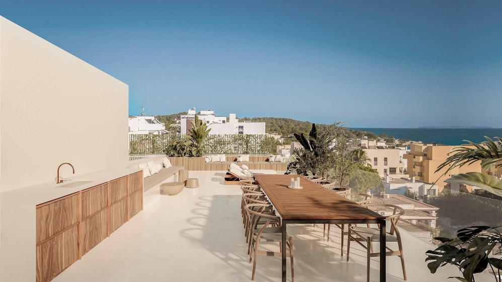 Buitenkans: Schitterend designer penthouse met dakterras en privé zwembad op enkele passen van het strand