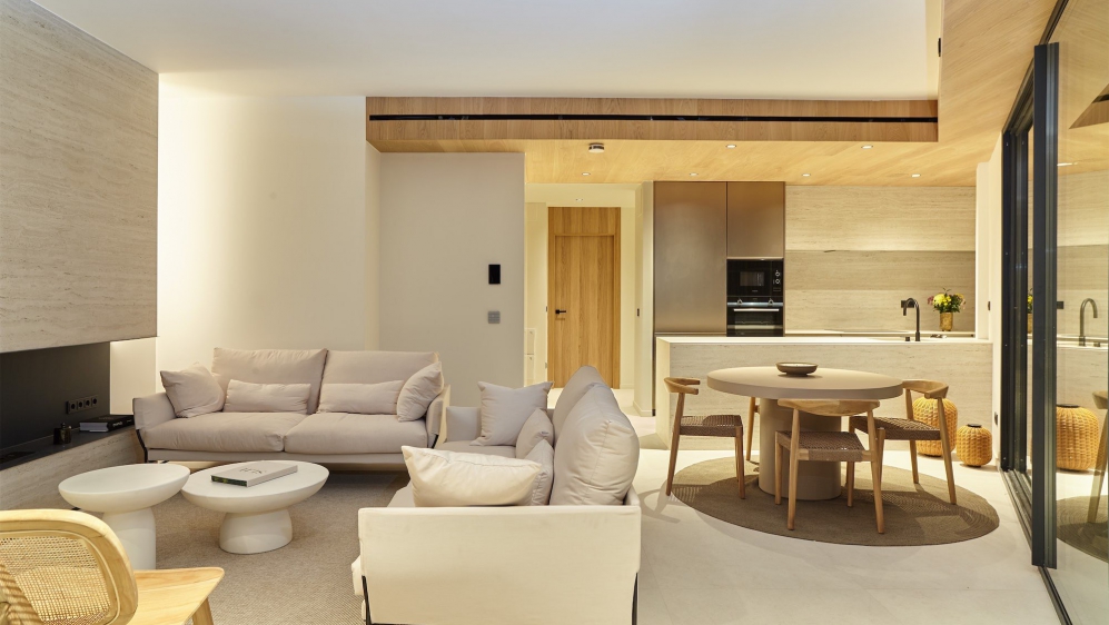 Exclusief nieuwbouwproject frontline jachthaven Santa Eulalia - laatste units nu beschikbaar!!