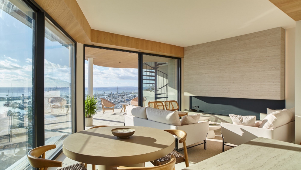 Exclusief nieuwbouwproject frontline jachthaven Santa Eulalia - laatste units nu beschikbaar!!