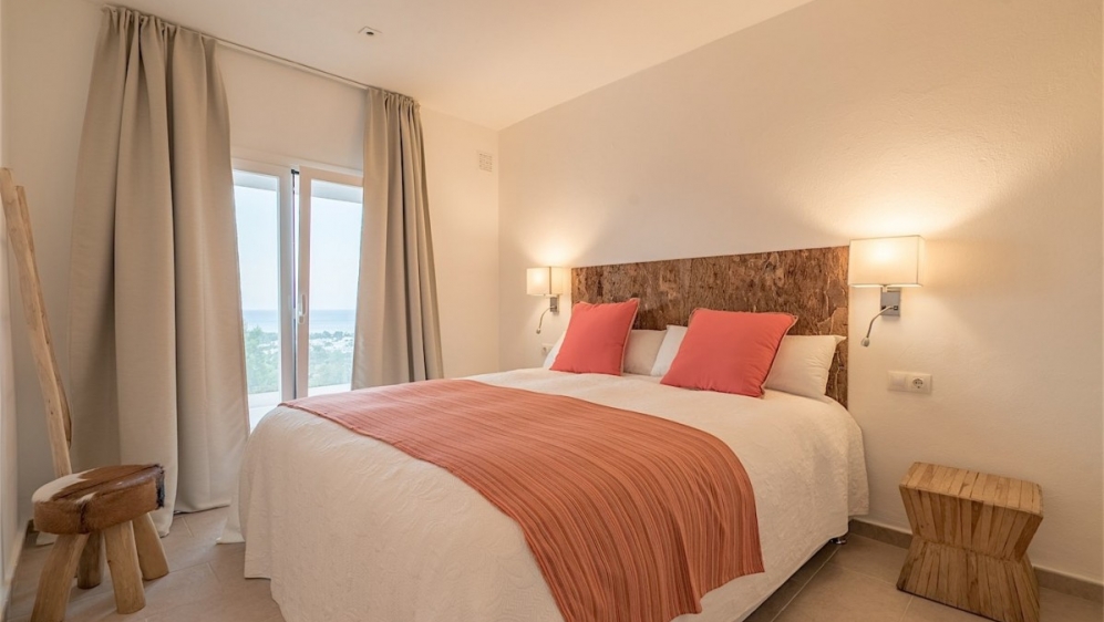 Sfeervolle gerenoveerde zeezicht villa bij Cala Bassa