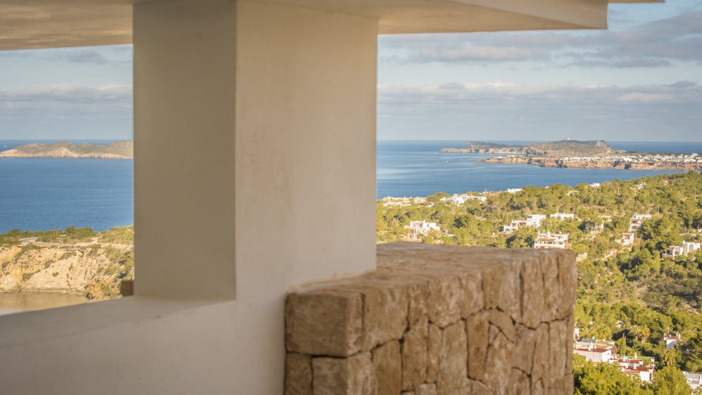 Modern new build apartments with sea view